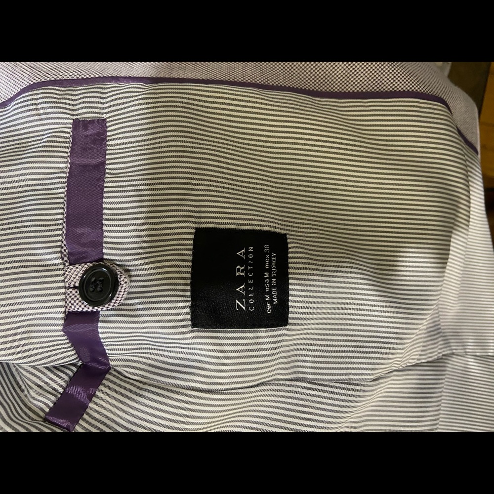 Vest - Picture 2 of 4